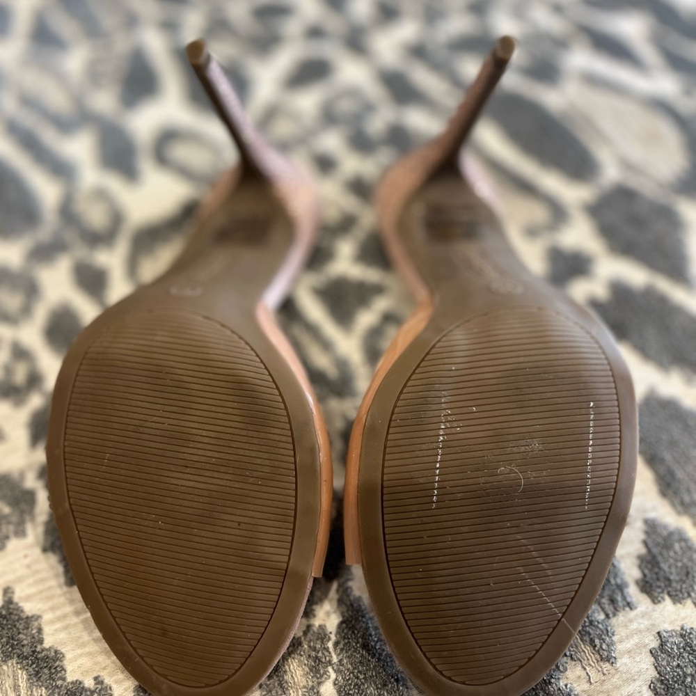 Bebe heels - Picture 6 of 7